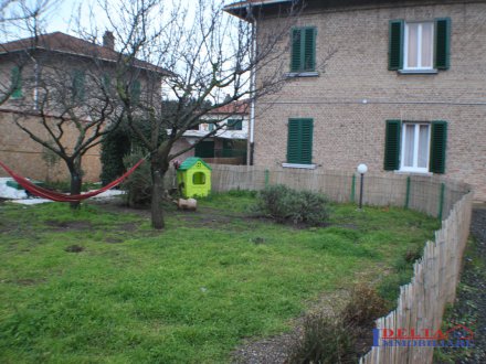 Rosignano Solvay - ESCLUSIVA- quadrifamiliare 1p grande giardino
