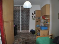 Rosignano Solvay - Appartamento con tre camere e garage - 11