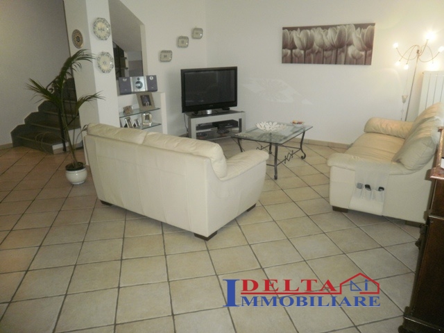 Villa Bifamiliare ROSIGNANO MARITTIMO vendita  Rosignano Solvay  Agenzia Delta Immobiliare
