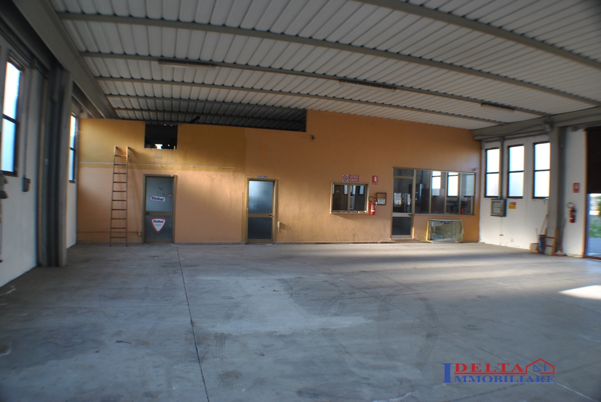 Attivita' Commerciale in Vendita