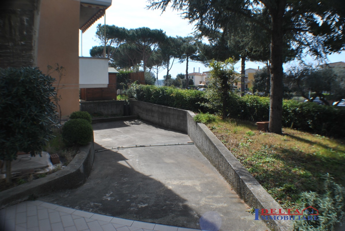 Villa Bifamiliare ROSIGNANO MARITTIMO vendita  Rosignano Solvay  Agenzia Delta Immobiliare