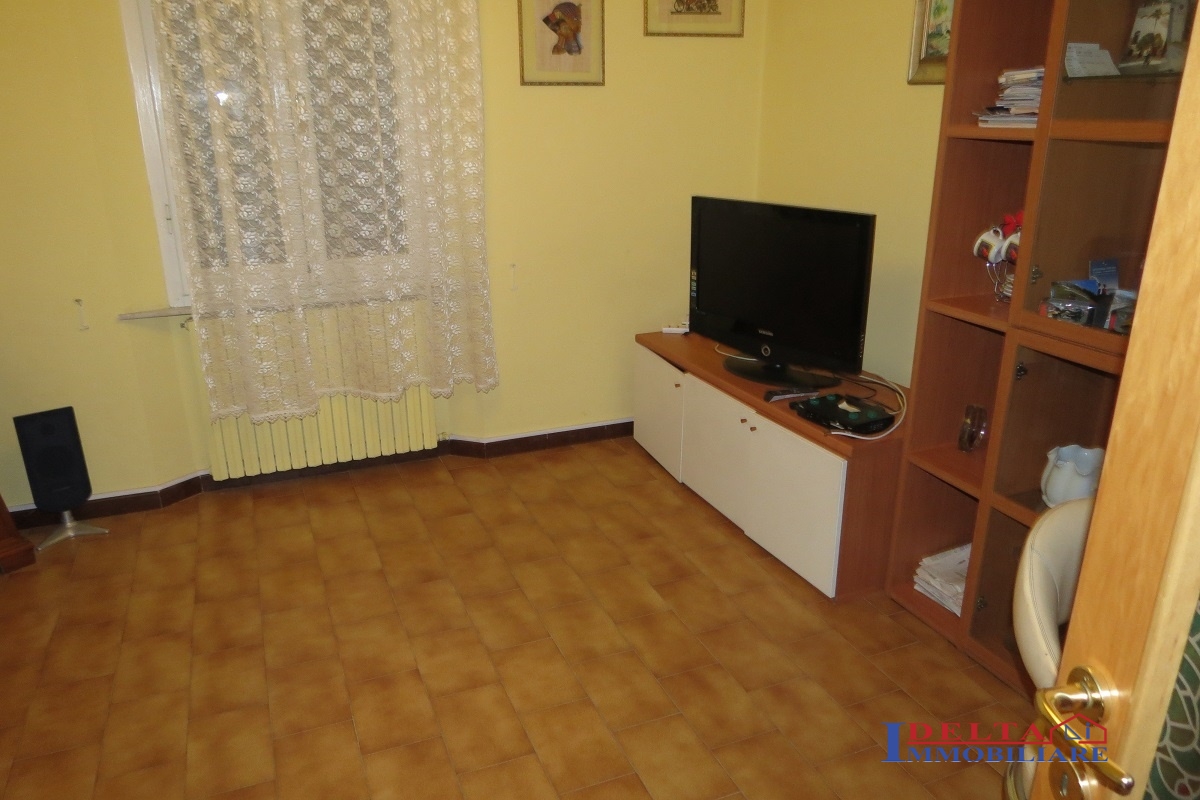 Villa Bifamiliare ROSIGNANO MARITTIMO vendita  Rosignano Solvay  Agenzia Delta Immobiliare
