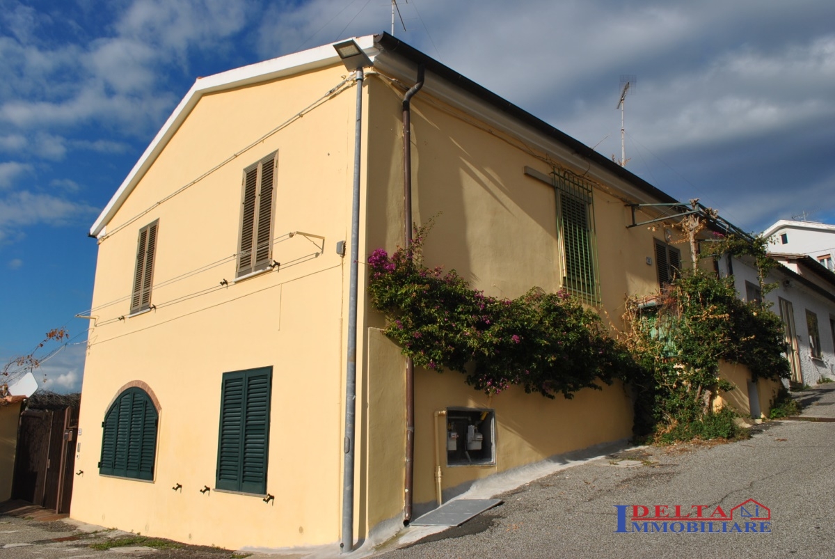 Casa Semindipendente in Vendita Rosignano Marittimo