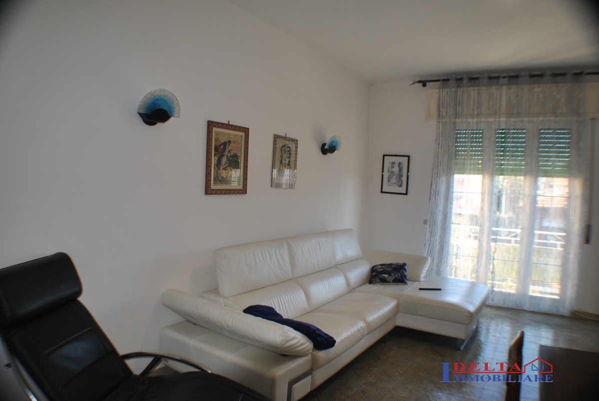 Appartamento ROSIGNANO MARITTIMO vendita  Rosignano Solvay  Agenzia Delta Immobiliare
