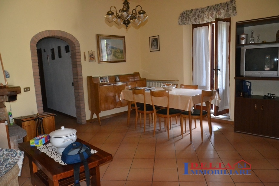 Villa Bifamiliare MONTECATINI VAL DI CECINA vendita  Ponteginori  Agenzia Delta Immobiliare