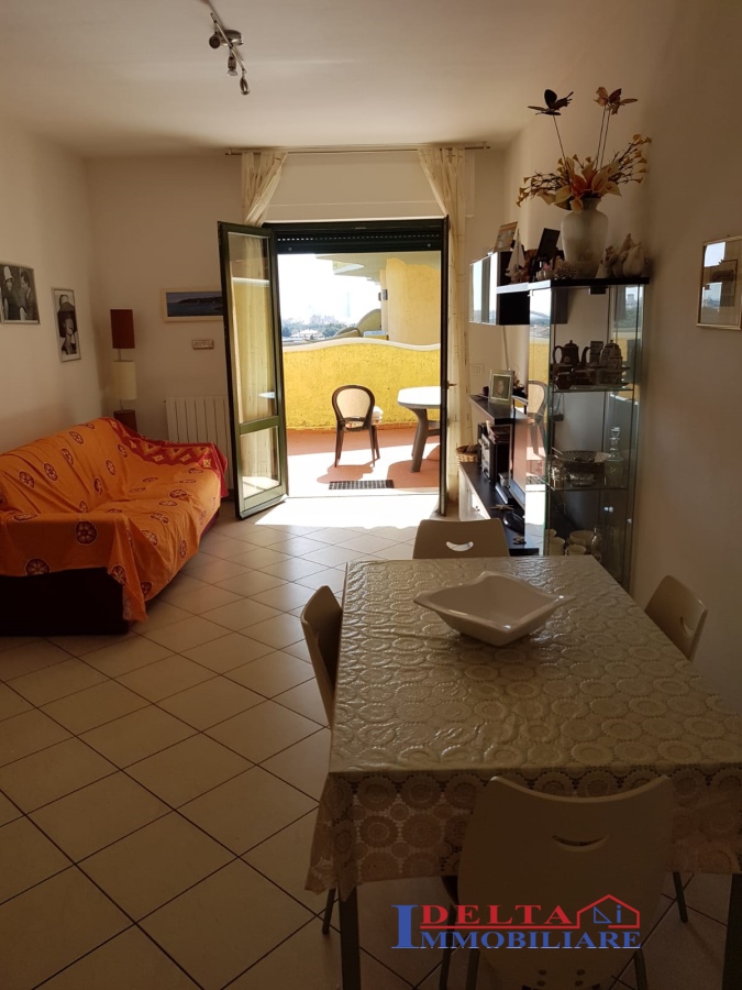 Appartamento ROSIGNANO MARITTIMO vendita  Rosignano Solvay  Agenzia Delta Immobiliare