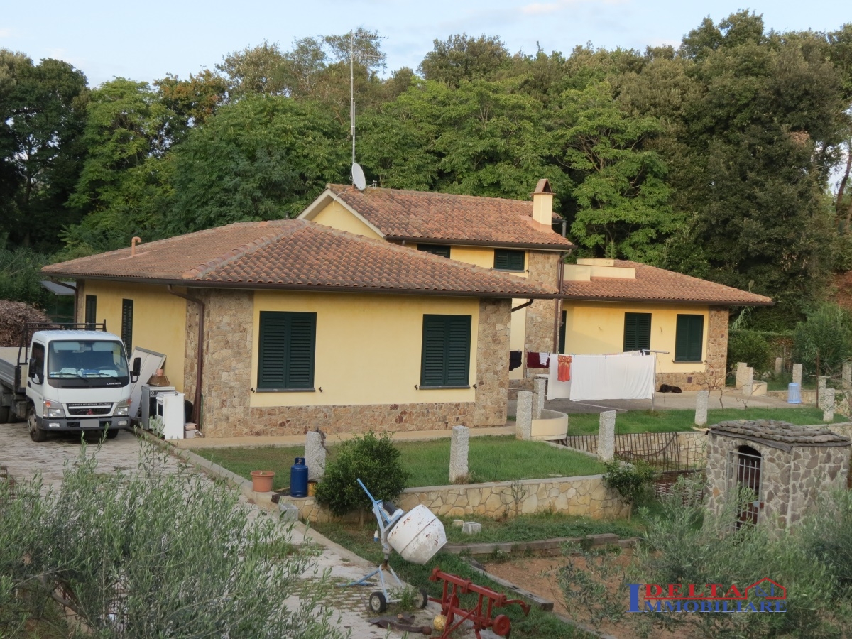 Villa ROSIGNANO MARITTIMO vendita  Rosignano Solvay  Agenzia Delta Immobiliare