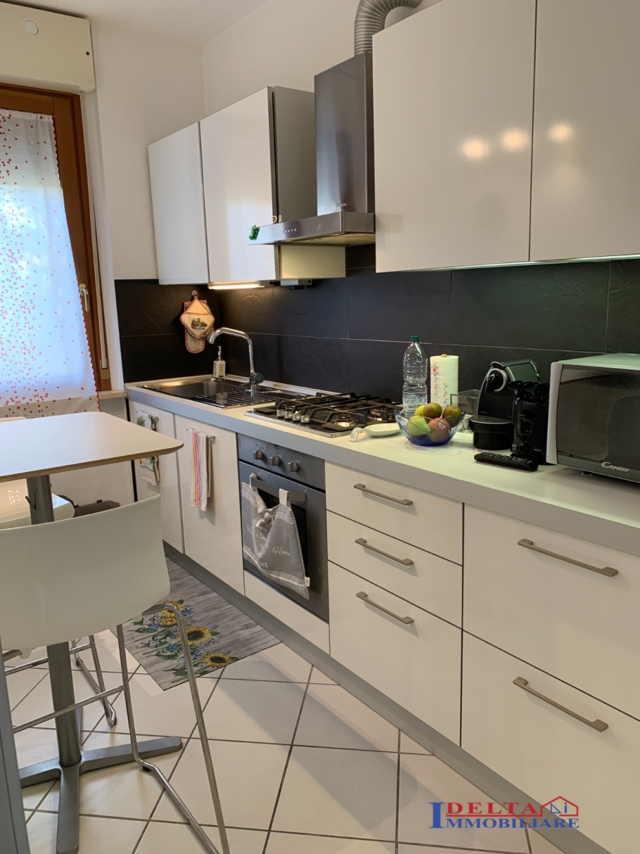 Appartamento ROSIGNANO MARITTIMO vendita  Rosignano Solvay  Agenzia Delta Immobiliare