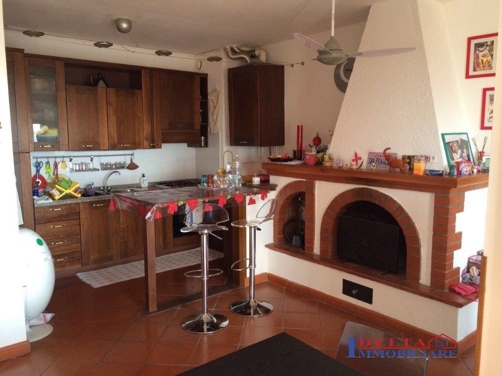 Appartamento ROSIGNANO MARITTIMO vendita  Rosignano Solvay  Agenzia Delta Immobiliare