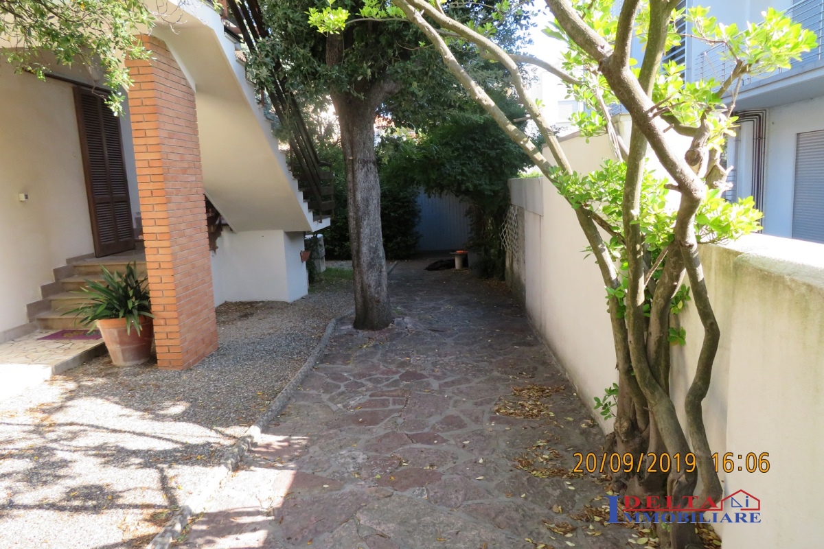 Villa ROSIGNANO MARITTIMO vendita  Rosignano Solvay  Agenzia Delta Immobiliare